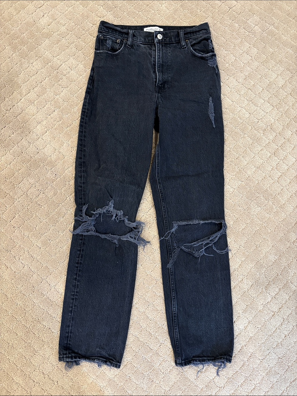 Abercrombie & Fitch The ‘90s Straight Ultra High Rise Jeans